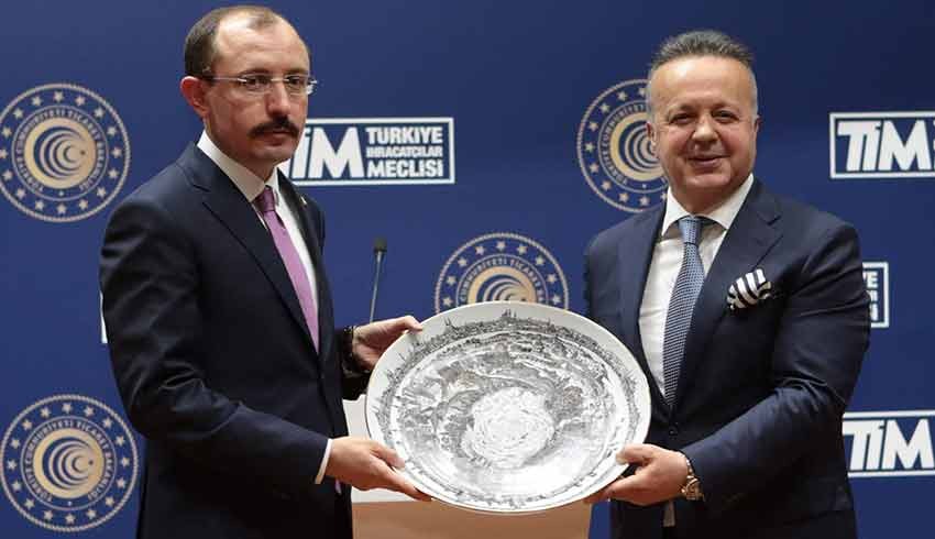 Nisan ayı ihracatı yüzde 109’luk artışla, 18 milyar 766 milyon dolara çıktı